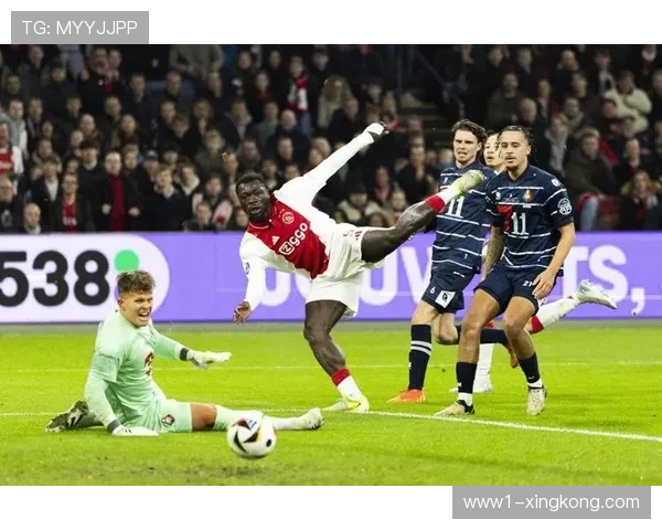 阿贾克斯客场对阵特尔斯达 目标缩小与领头羊分差