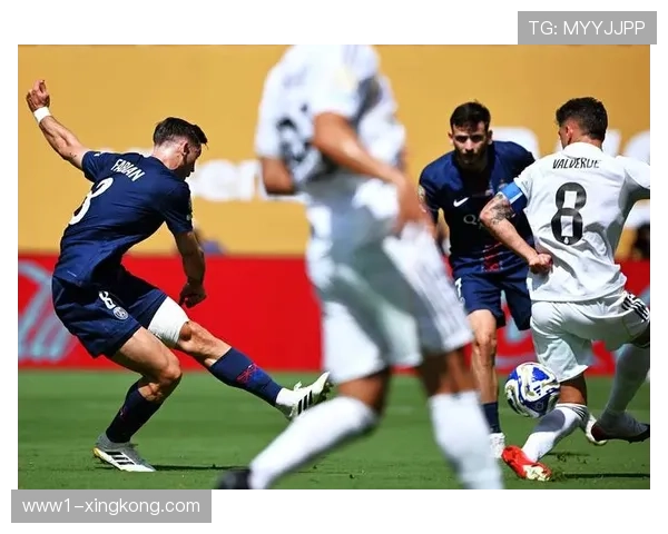 巴黎圣日耳曼4-3-3体系成熟 球星个人能力与团队配合完美融合